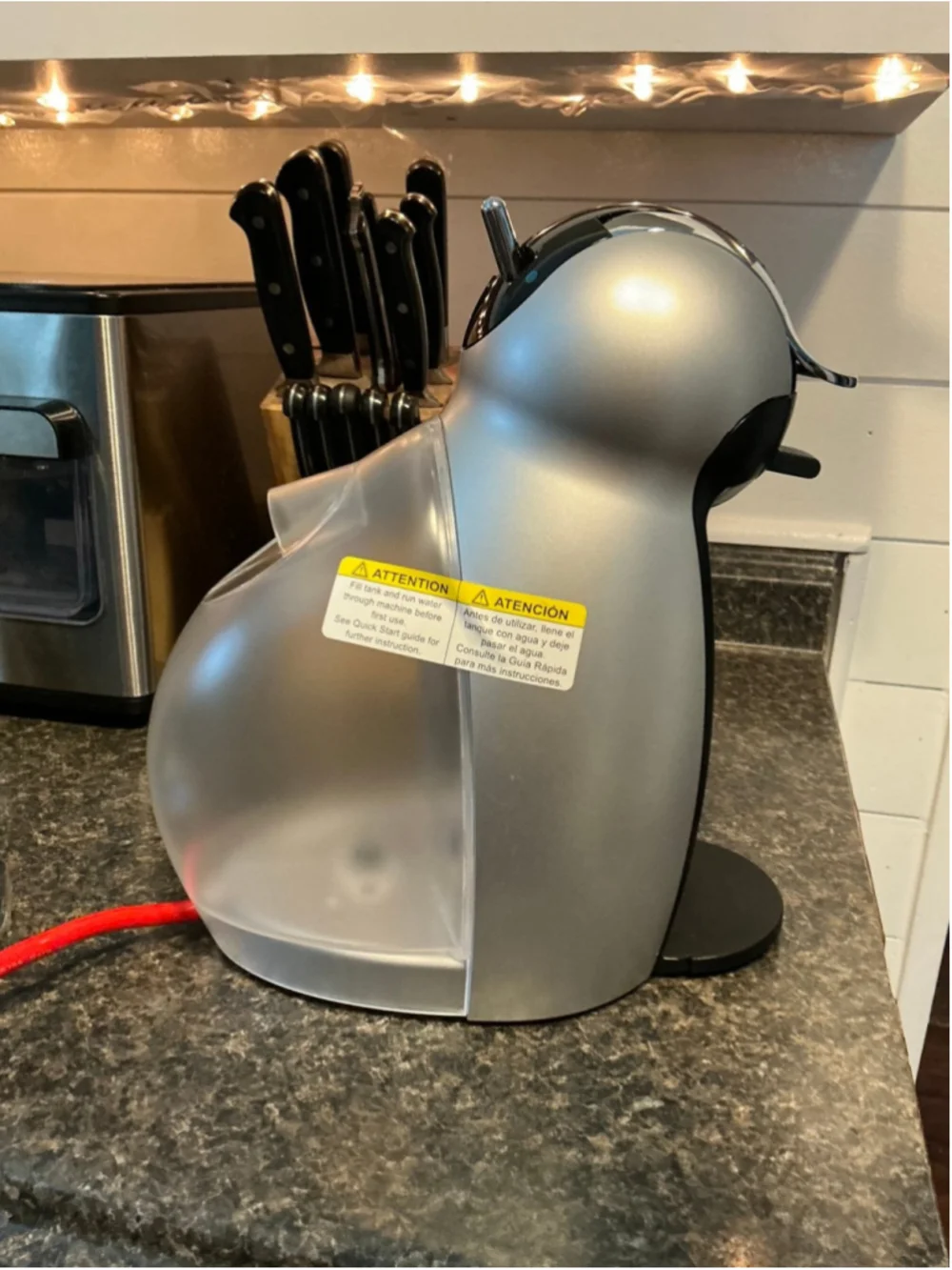 Brand NEW NESCAFÉ Dolce Gusto Coffee Machine, Genio 2 Silver